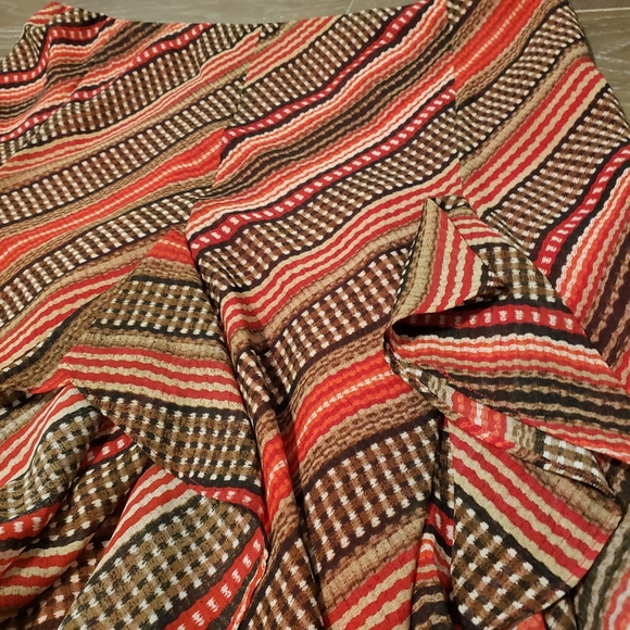 Lauren Ralph Lauren Red Ruffle Skirt Size Large - Picture 5 of 9